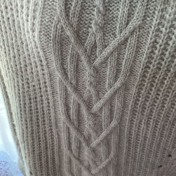Banana Republic Grey Turtleneck Sweater - Picture 6 of 12